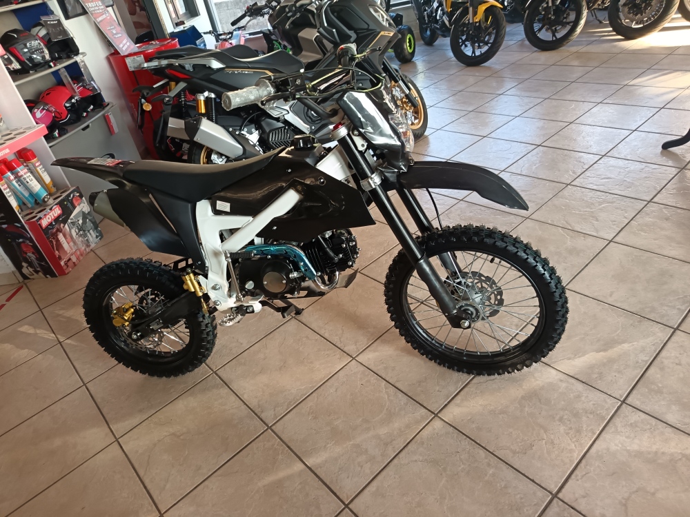 ZTECH Pitbike ZMX 612A – Ruote Alte 17"/14" – Telaio Perimetrale – Pronta Consegna - immagine 5
