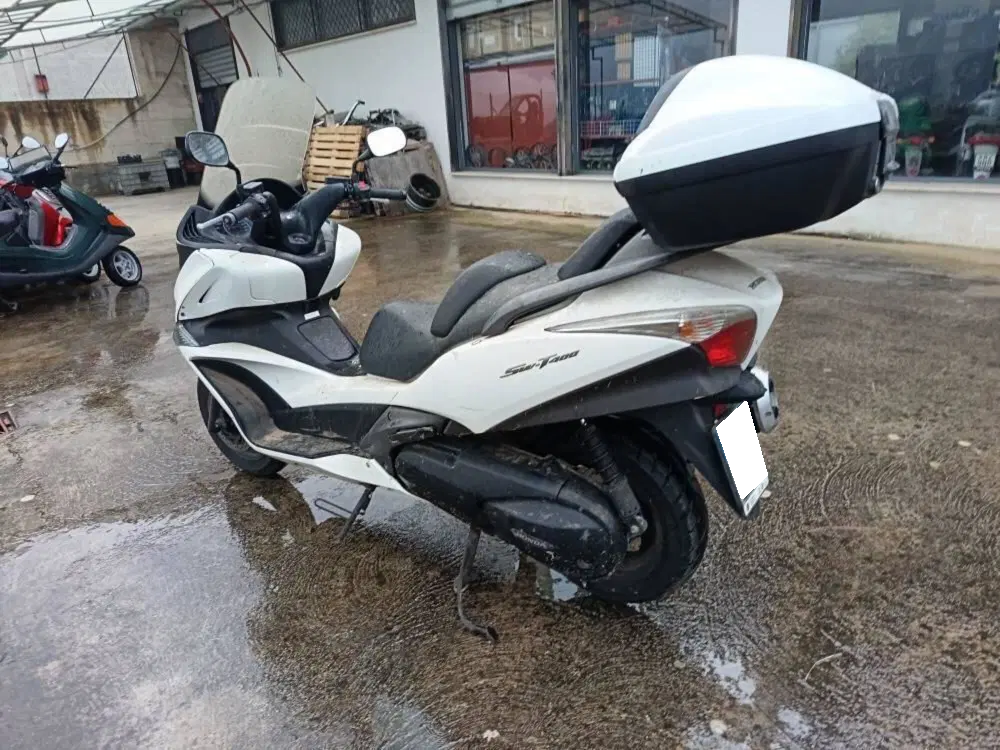 Honda Silver Wing 400 (SW-T400) – Bicilindrico – Bianco – MECCANICA OTTIMA - immagine 6
