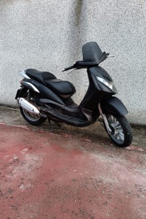 Piaggio Beverly 125 Sport Scooter 124cc Patente A1/B - Nero Usato Pronta Consegna