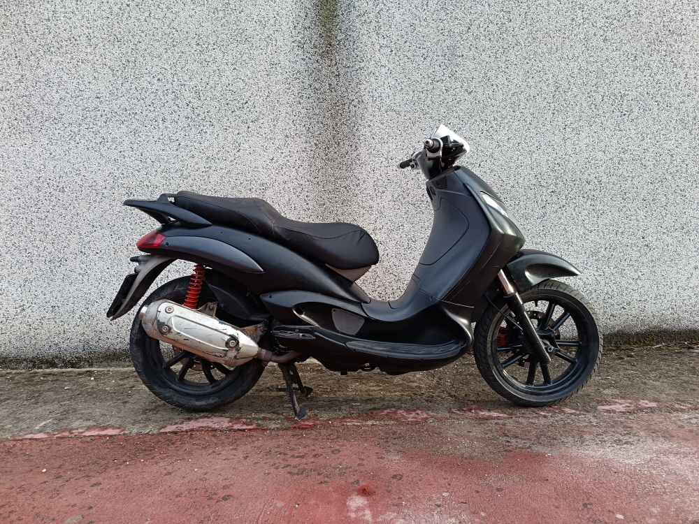 Piaggio Beverly 200 Scooter 200cc Patente A2 - Nero Usato Pronta Consegna - immagine 3