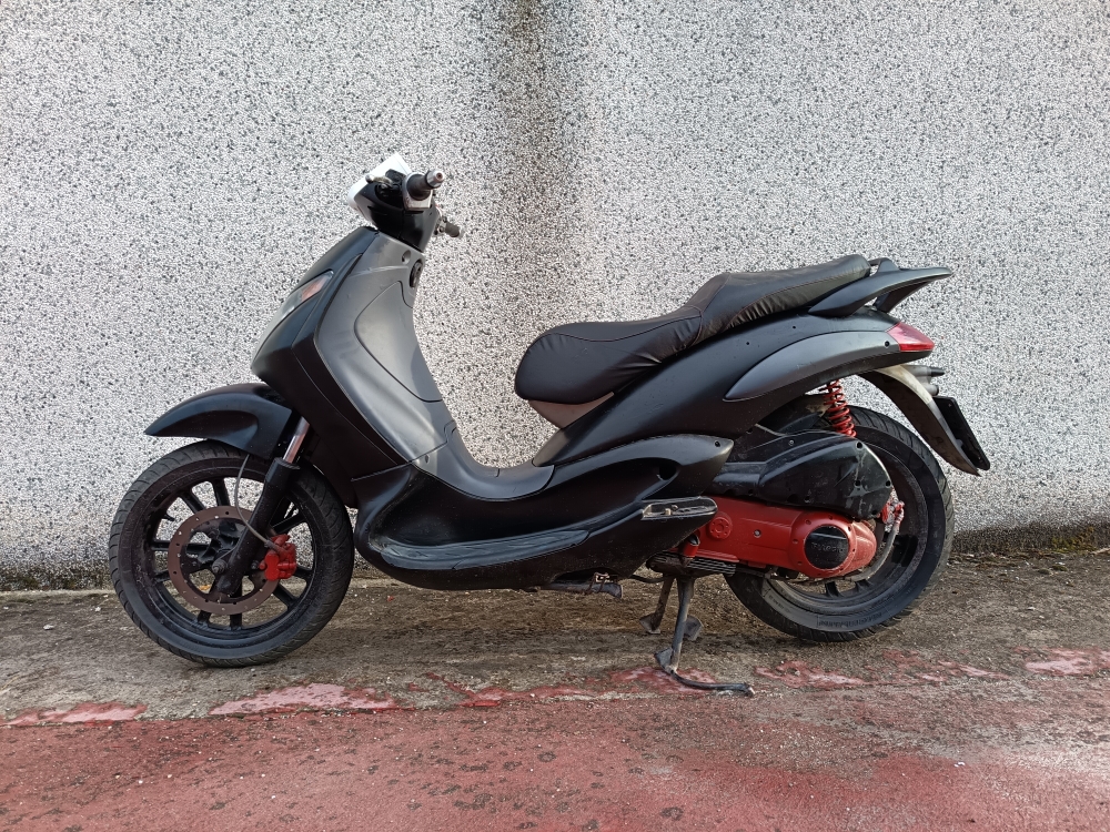 Piaggio Beverly 200 Scooter 200cc Patente A2 - Nero Usato Pronta Consegna - immagine 4