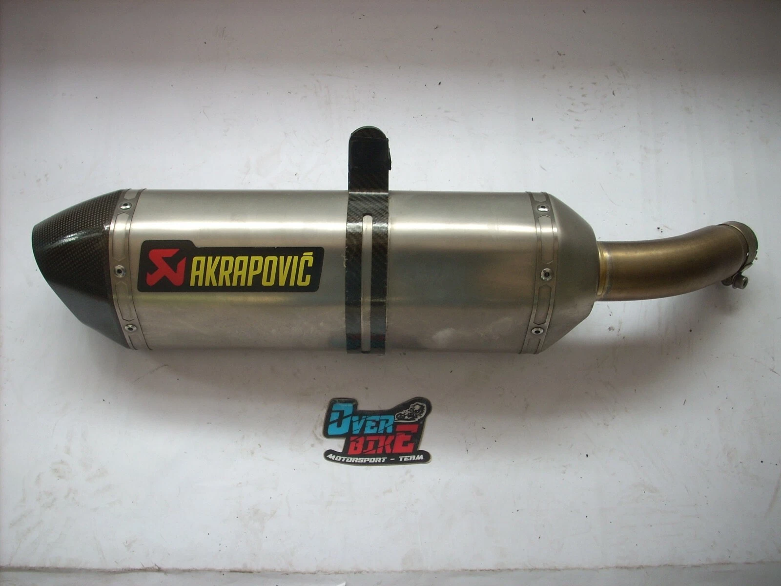 Terminale di Scarico Akrapovic Slip-On Line Titanio - Suzuki GSR 750 / GSX-S 750